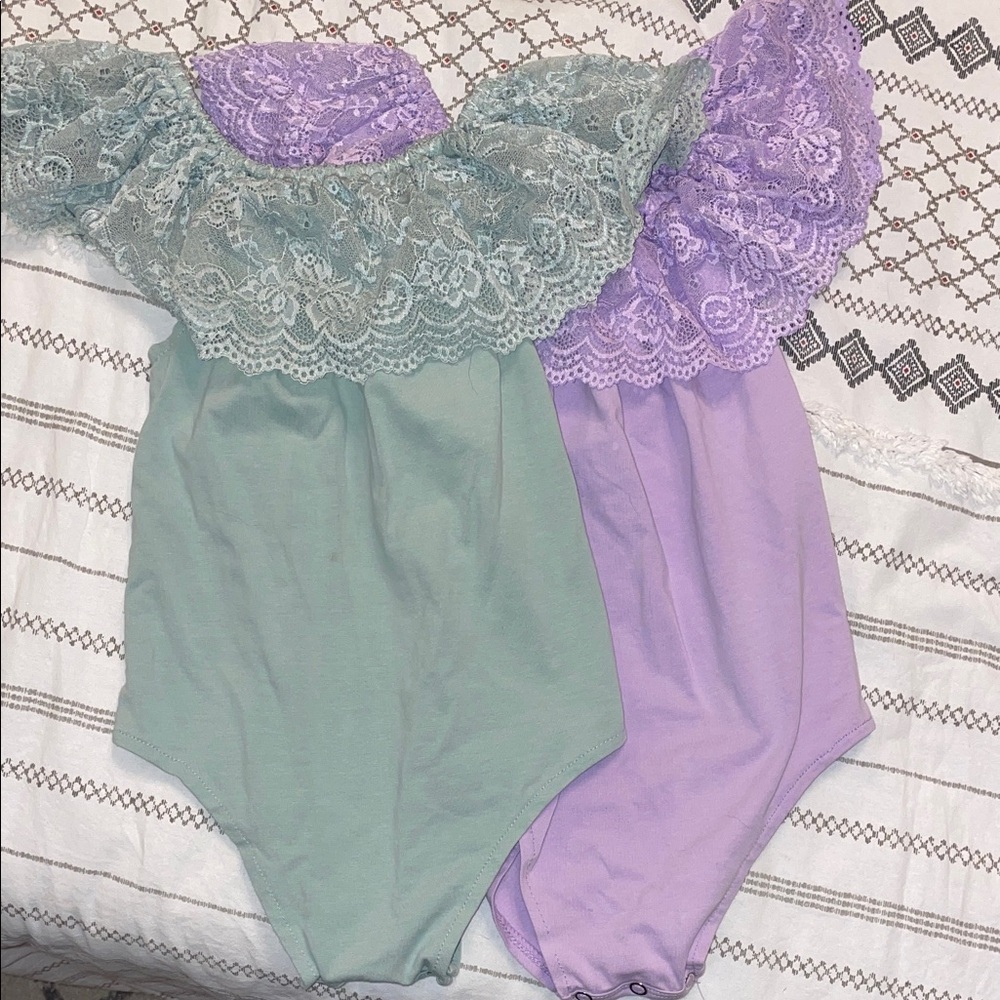 Charming Lace Ruffle Kids Bodysuit - Green and Purple
